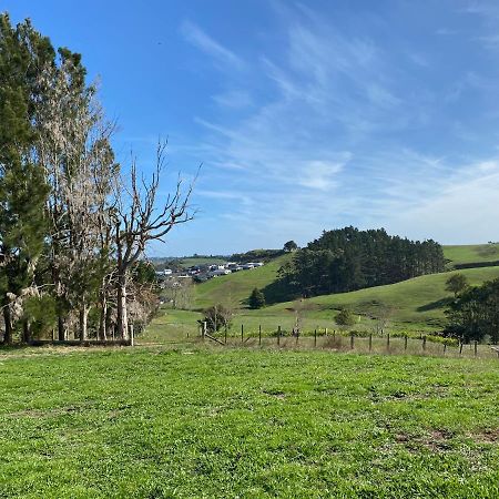 Cosy Cabin To Stay Even Better Than Glamping Pukekohe Ngoại thất bức ảnh
