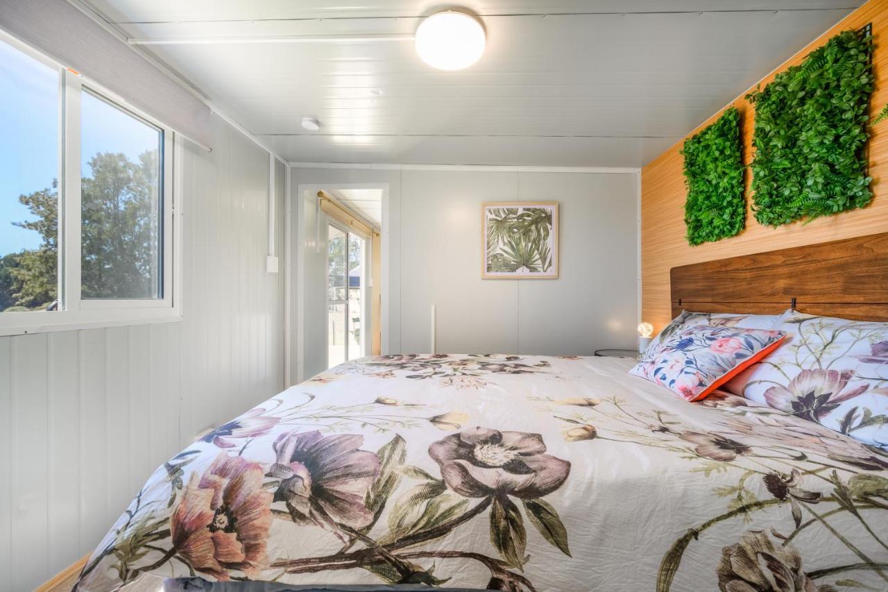 Cosy Cabin To Stay Even Better Than Glamping Pukekohe Ngoại thất bức ảnh